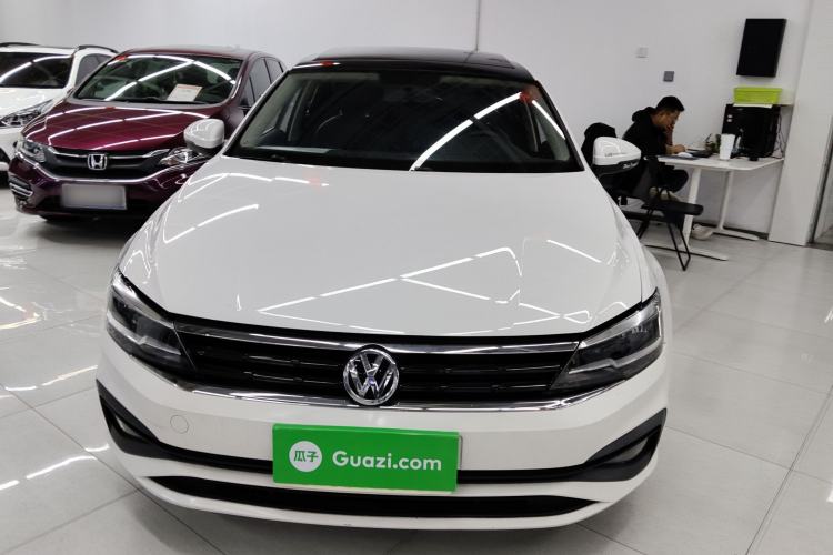 Used Volkswagen Lamando 2019 230TSI DSG Fashion Edition China VI Front