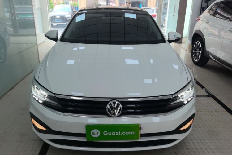 Used Volkswagen Lamando 2019 230TSI DSG Fashion Edition China VI Front