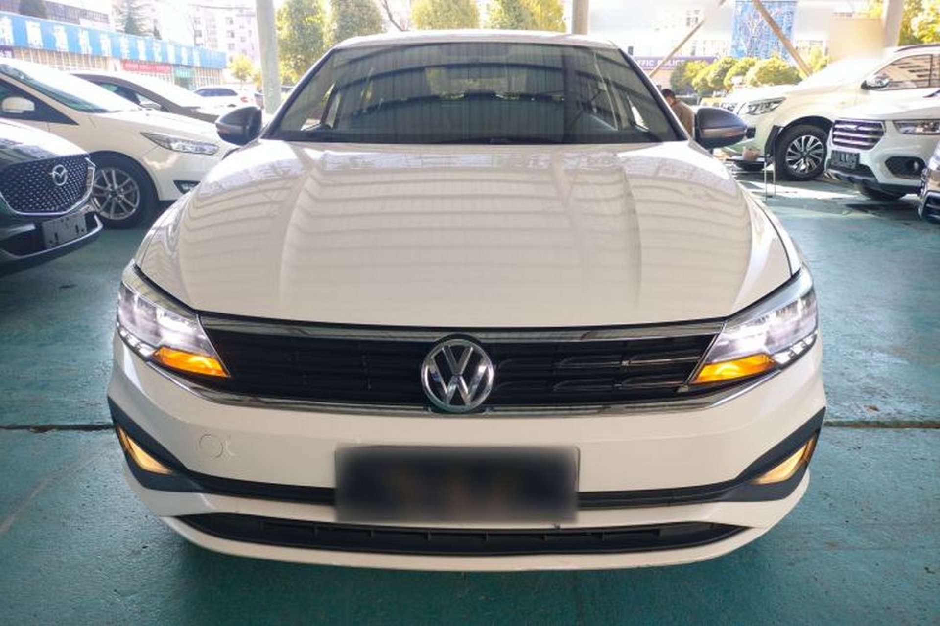 Used Volkswagen Lamando 2019 230TSI DSG Fashion Edition China VI Front