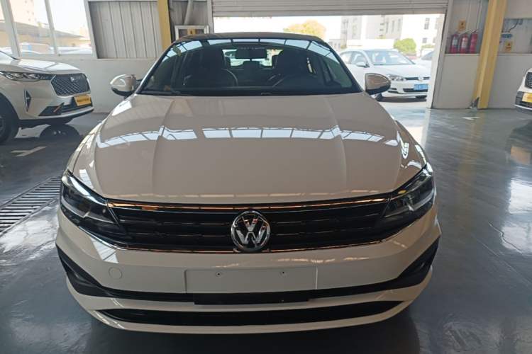Used Volkswagen Lamando 2019 230TSI DSG Fashion Edition China VI Front