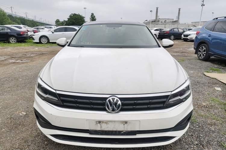 Used Volkswagen Lamando 2019 230TSI DSG Fashion Edition China VI Front