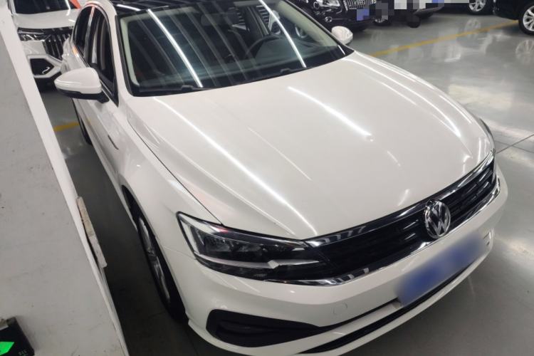 Used Volkswagen Lamando 2019 230TSI DSG Fashion Edition China VI Front Right 45 Deg