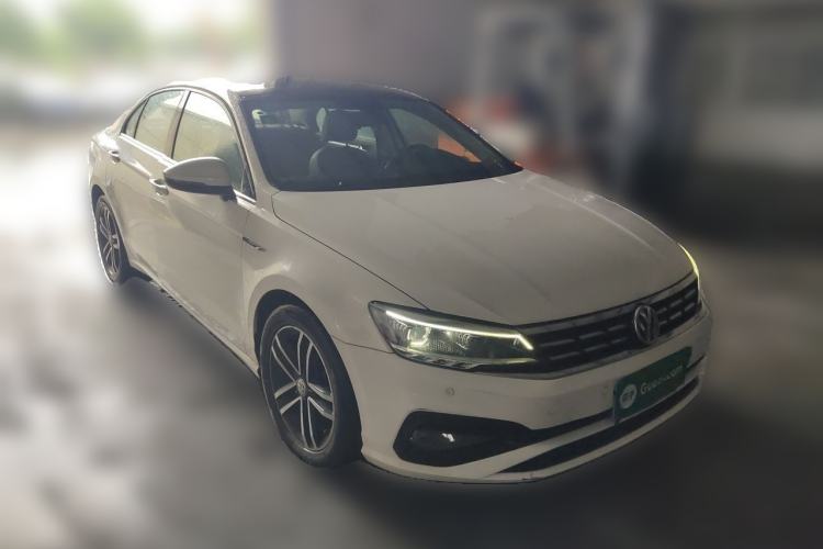 Used Volkswagen Lamando 2019 280TSI DSG Comfort Edition China V Standard Front Right 45 Deg