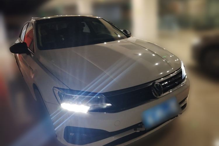 Used Volkswagen Lamando 2019 230TSI DSG Vision Edition China VI Standard Front Right 45 Deg