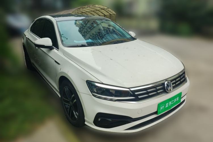 Used Volkswagen Lamando 2019 280TSI DSG Comfort Edition China VI standard Front Right 45 Deg