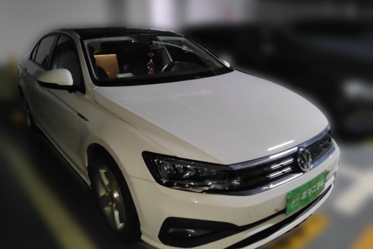 Used Volkswagen Lamando 2019 230TSI DSG Fashion Edition China VI Front Right 45 Deg