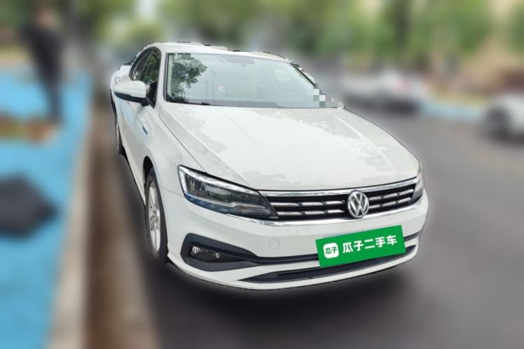 Used Volkswagen Lamando 2019 230TSI DSG Fashion Edition China V Standard Front Right 45 Deg