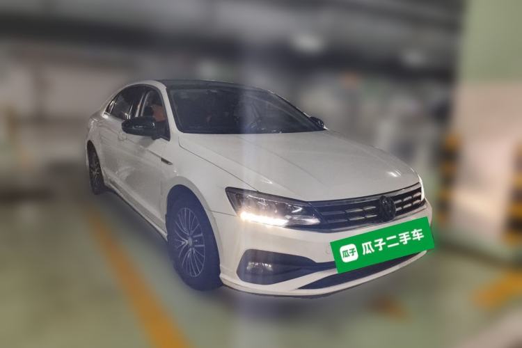 Used Volkswagen Lamando 2019 230TSI DSG Fashion Edition China V Standard Front Right 45 Deg