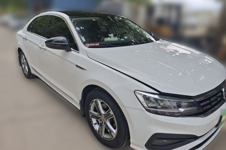 Used Volkswagen Lamando 2019 230TSI DSG Fashion Edition China V Standard Front Right 45 Deg
