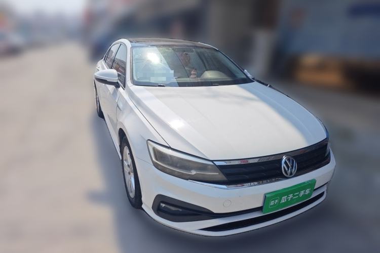 Used Volkswagen Lamando 2019 230TSI DSG Fashion Edition China VI Front Right 45 Deg