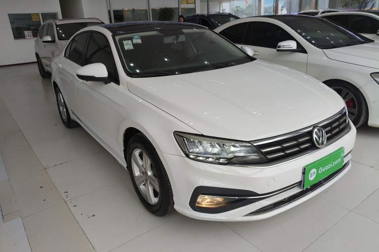 Used Volkswagen Lamando 2019 230TSI DSG Fashion Edition China VI Front Right 45 Deg