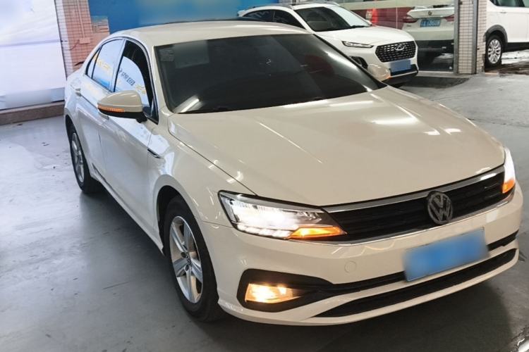 Used Volkswagen Lamando 2019 230TSI DSG Fashion Edition China VI Front Right 45 Deg