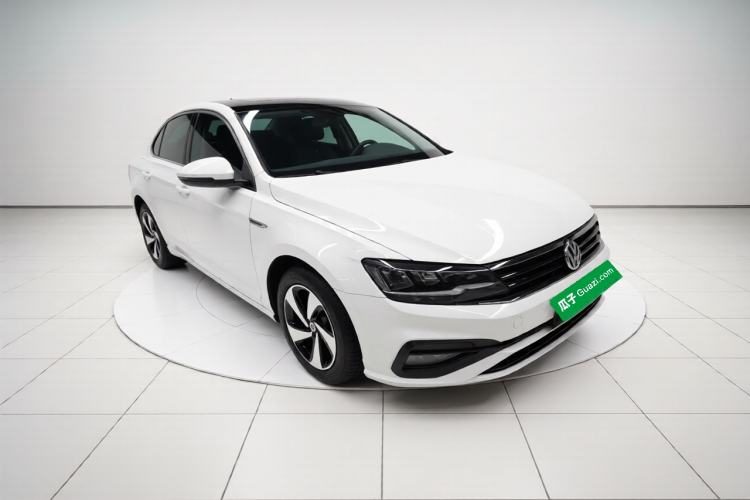 Used Volkswagen Lamando 2019 230TSI DSG Vision Edition China VI Standard Front Right 45 Deg