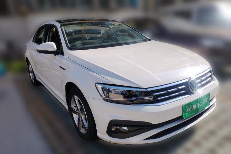 Used Volkswagen Lamando 2019 230TSI DSG Fashion Edition China VI Front Right 45 Deg