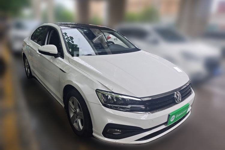 Used Volkswagen Lamando 2019 230TSI DSG Vision Edition China VI Standard Front Right 45 Deg