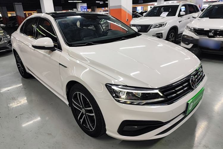 Used Volkswagen Lamando 2019 280TSI DSG Comfort Edition China V Standard Front Right 45 Deg