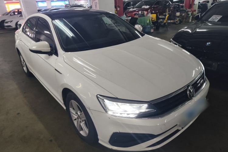 Used Volkswagen Lamando 2019 230TSI DSG Fashion Edition China VI Front Right 45 Deg