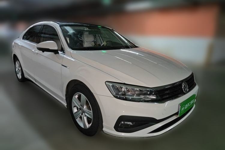 Used Volkswagen Lamando 2019 230TSI Manual Trend Edition China VI Standard Front Right 45 Deg