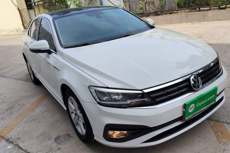Used Volkswagen Lamando 2019 230TSI DSG Fashion Edition China V Standard Front Right 45 Deg