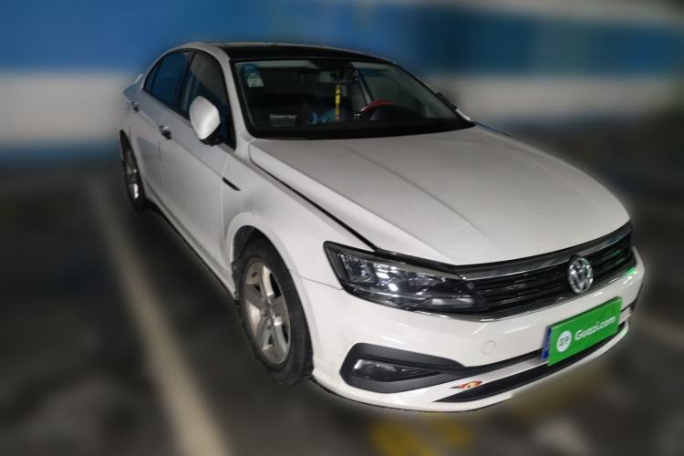 Used Volkswagen Lamando 2019 230TSI DSG Fashion Edition China V Standard Front Right 45 Deg