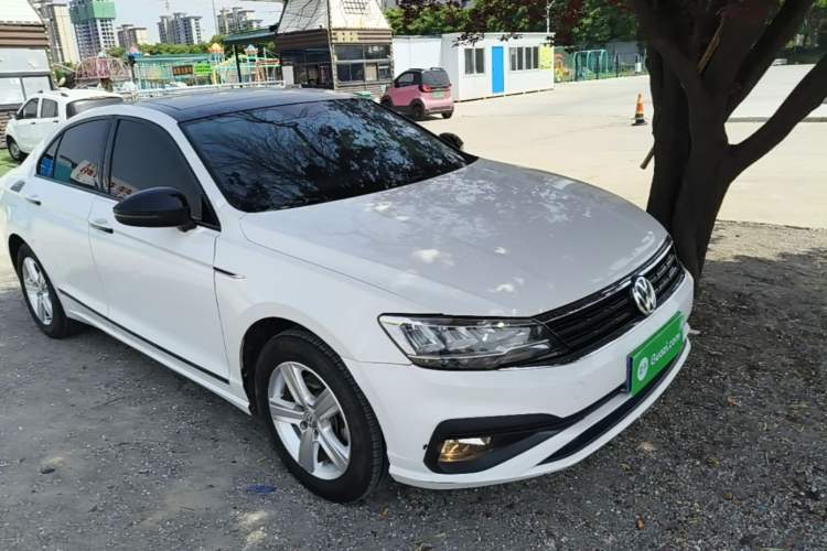 Used Volkswagen Lamando 2019 230TSI DSG Fashion Edition China VI Front Right 45 Deg