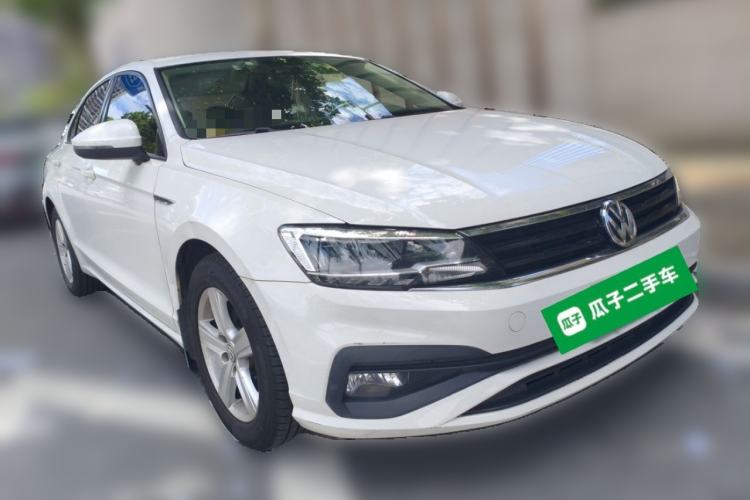 Used Volkswagen Lamando 2019 230TSI DSG Fashion Edition China V Standard Front Right 45 Deg