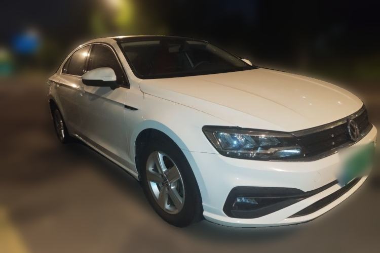 Used Volkswagen Lamando 2019 230TSI DSG Fashion Edition China VI Front Right 45 Deg