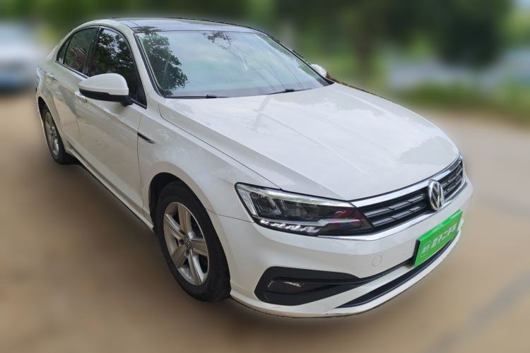 Used Volkswagen Lamando 2019 230TSI DSG Fashion Edition China V Standard Front Right 45 Deg