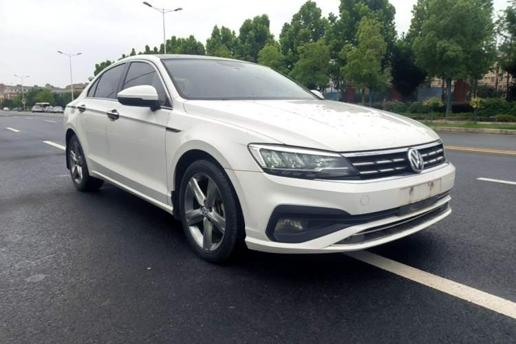 Used Volkswagen Lamando 2019 230TSI DSG Fashion Edition China VI Front Right 45 Deg
