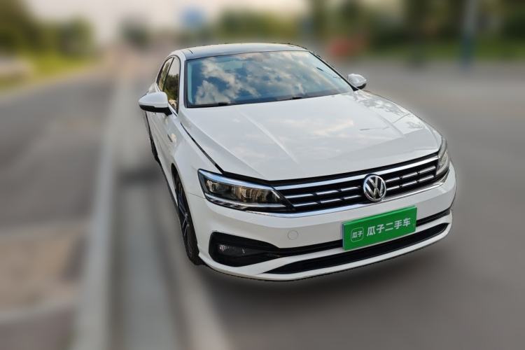 Used Volkswagen Lamando 2019 280TSI DSG Comfort Edition China VI standard Front Right 45 Deg