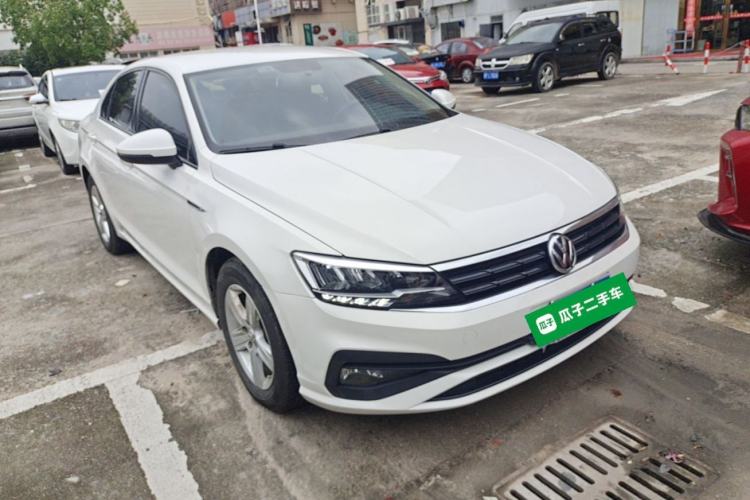 Used Volkswagen Lamando 2019 230TSI DSG Fashion Edition China VI Front Right 45 Deg