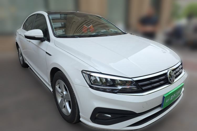 Used Volkswagen Lamando 2019 230TSI DSG Fashion Edition China V Standard Front Right 45 Deg