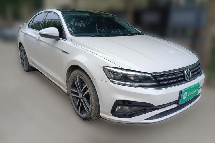 Used Volkswagen Lamando 2019 280TSI DSG Comfort Edition China V Standard Front Right 45 Deg