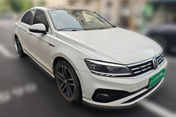 Used Volkswagen Lamando 2019 280TSI DSG Comfort Edition China VI standard Front Right 45 Deg