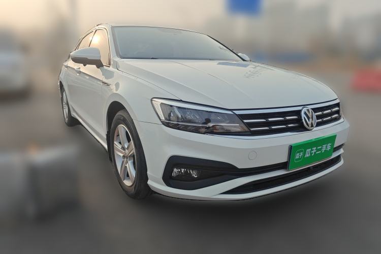 Used Volkswagen Lamando 2019 230TSI DSG Vision Edition China VI Standard Front Right 45 Deg
