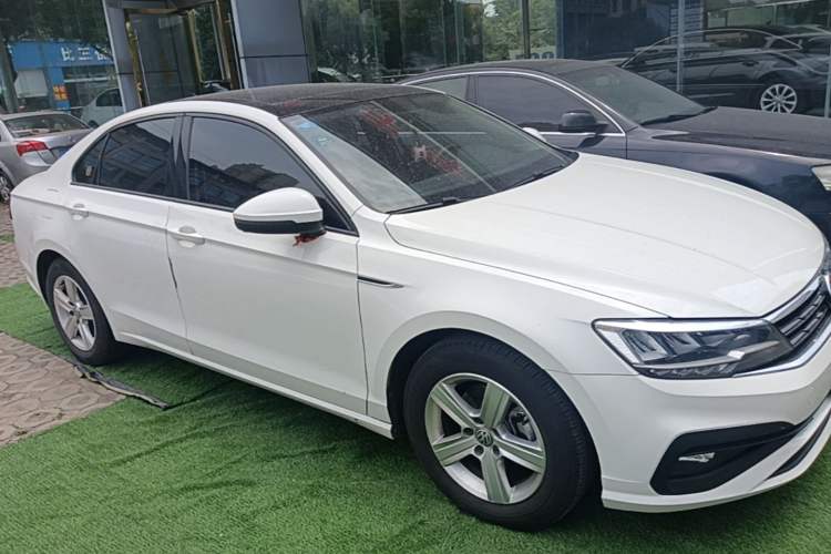 Used Volkswagen Lamando 2019 230TSI DSG Fashion Edition China VI Front Right 45 Deg