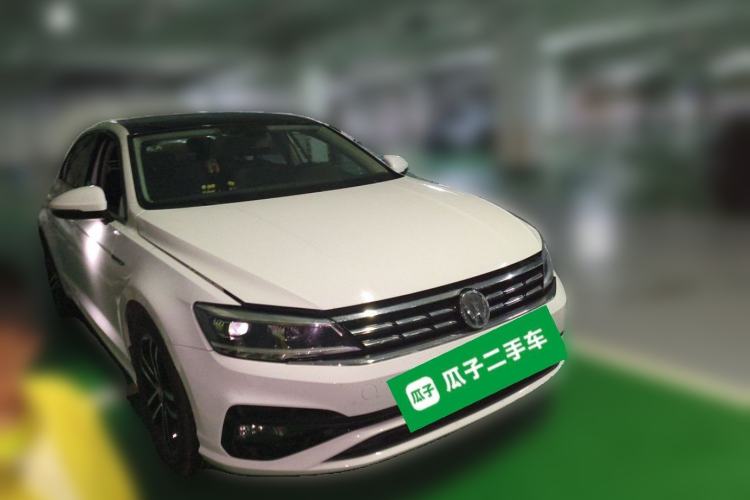 Used Volkswagen Lamando 2019 280TSI DSG Comfort Edition China VI standard Front Right 45 Deg
