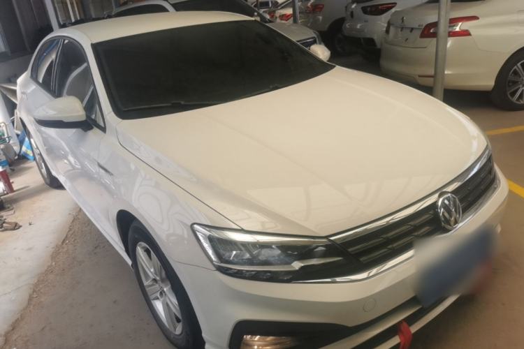 Used Volkswagen Lamando 2019 230TSI DSG Fashion Edition China VI Front Right 45 Deg
