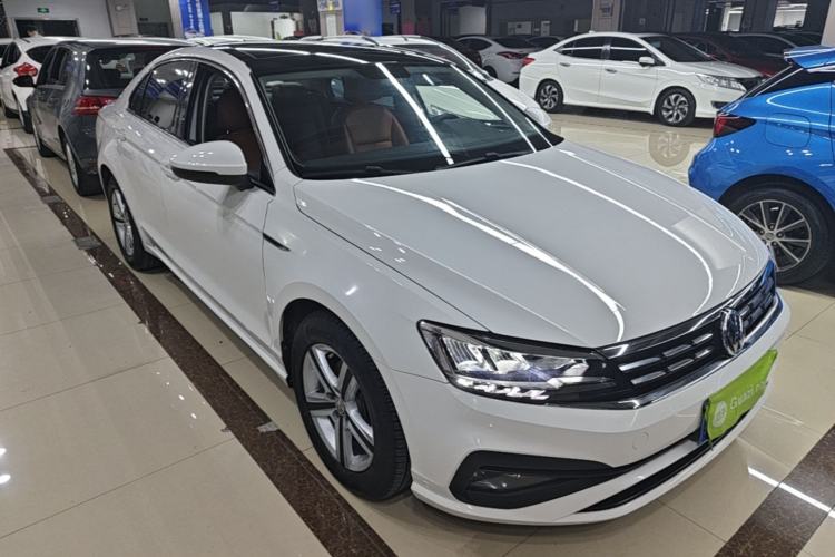 Used Volkswagen Lamando 2019 230TSI DSG Fashion Edition China V Standard Front Right 45 Deg