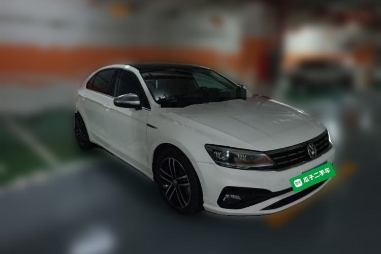 Used Volkswagen Lamando 2019 280TSI DSG Comfort Edition China V Standard Front Right 45 Deg