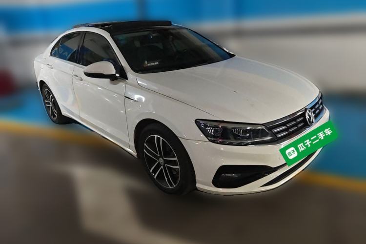 Used Volkswagen Lamando 2019 280TSI DSG Comfort Edition China VI standard Front Right 45 Deg