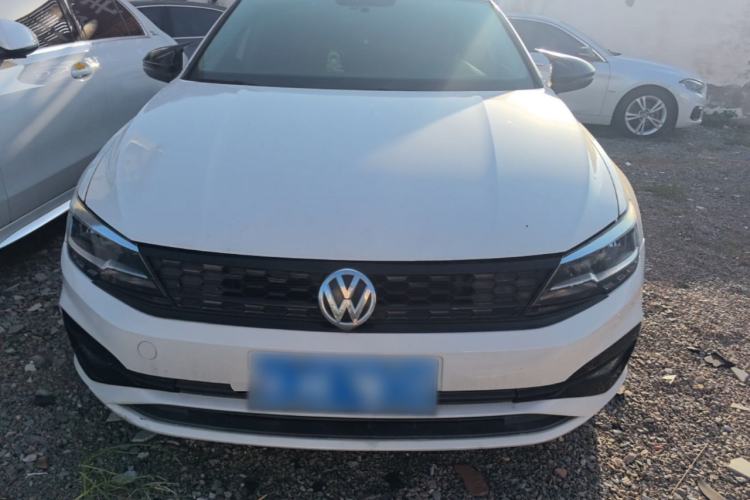 Used Volkswagen Lamando 2019 230TSI DSG Fashion Edition China VI Front
