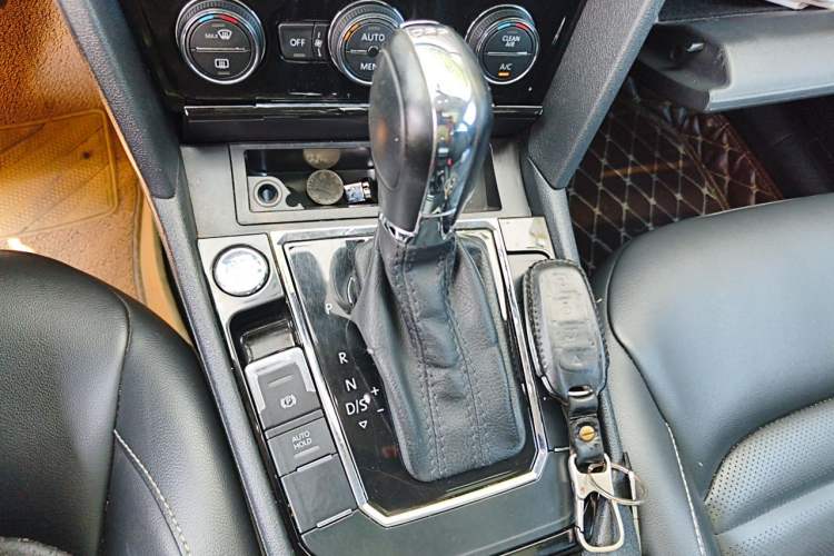 Used Volkswagen Lamando 2019 280TSI DSG Comfort Edition China V Standard Gear Lever