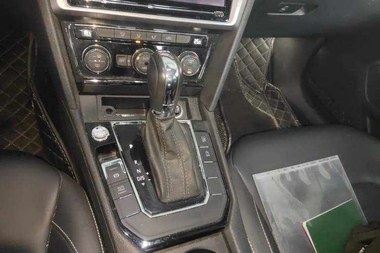 Used Volkswagen Lamando 2019 280TSI DSG Comfort Edition China V Standard Gear Lever