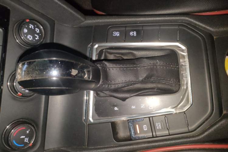 Used Volkswagen Lamando 2019 230TSI DSG Fashion Edition China VI Gear Lever