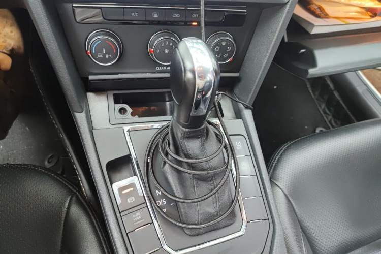 Used Volkswagen Lamando 2019 230TSI DSG Fashion Edition China V Standard Gear Lever