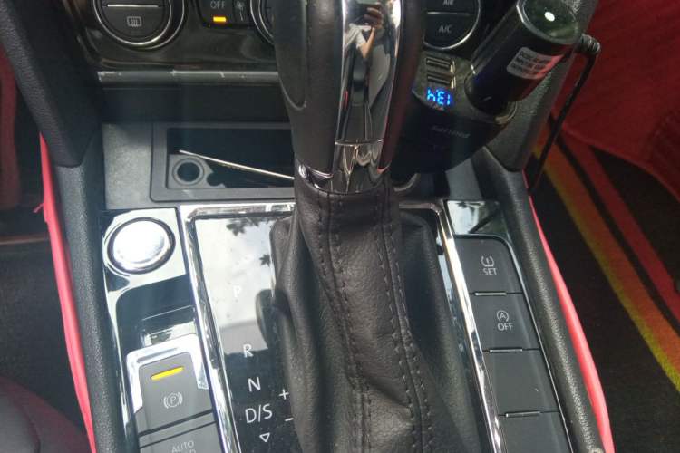 Used Volkswagen Lamando 2019 280TSI DSG Comfort Edition China V Standard Gear Lever