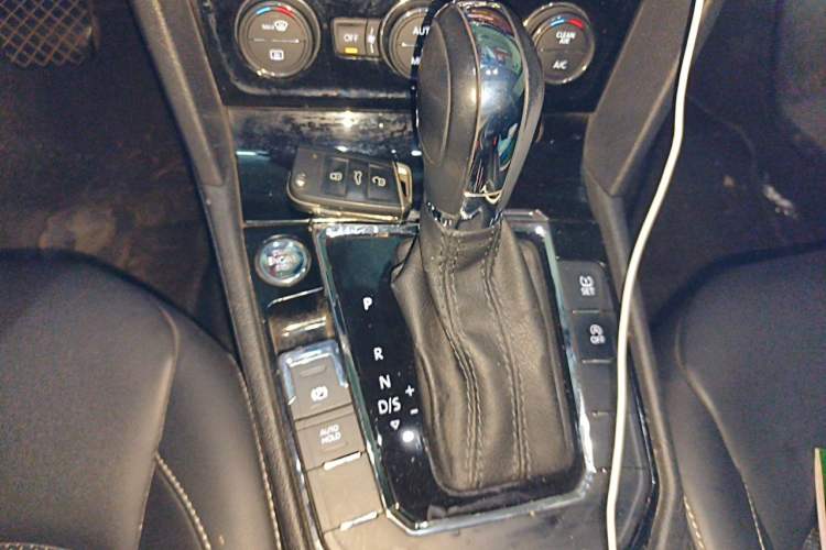 Used Volkswagen Lamando 2019 280TSI DSG Comfort Edition China V Standard Gear Lever