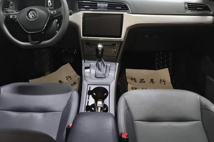 Used Volkswagen Lamando 2019 230TSI DSG Fashion Edition China VI Gear Lever