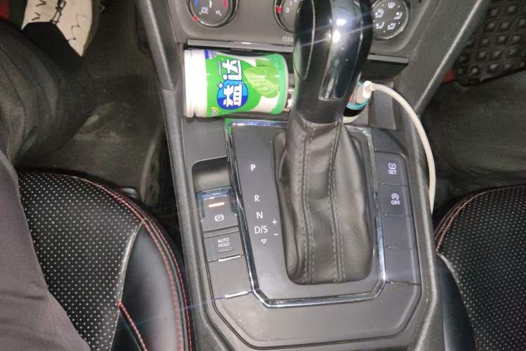 Used Volkswagen Lamando 2019 230TSI DSG Vision Edition China VI Standard Gear Lever
